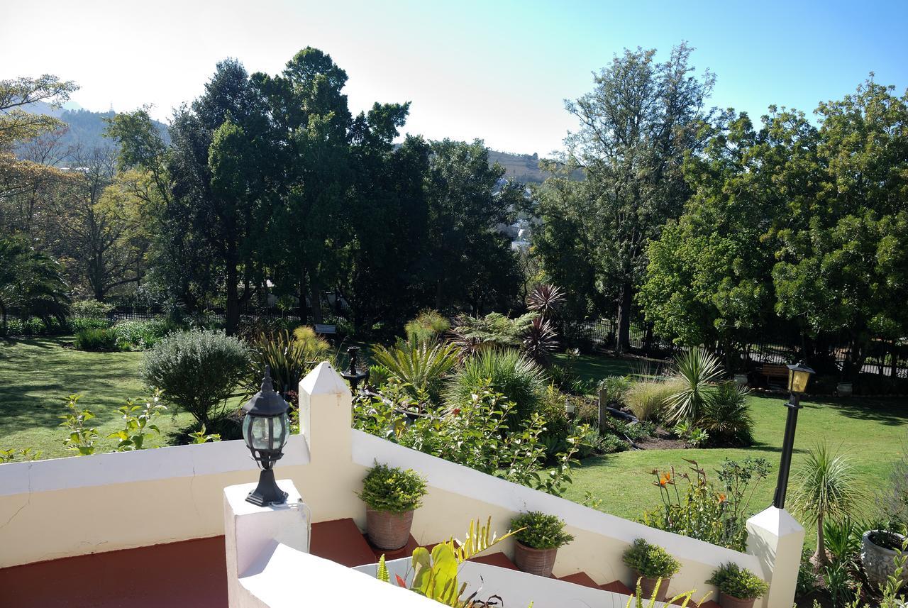 Braeside Guest House (Adults Only) Swellendam Bagian luar foto